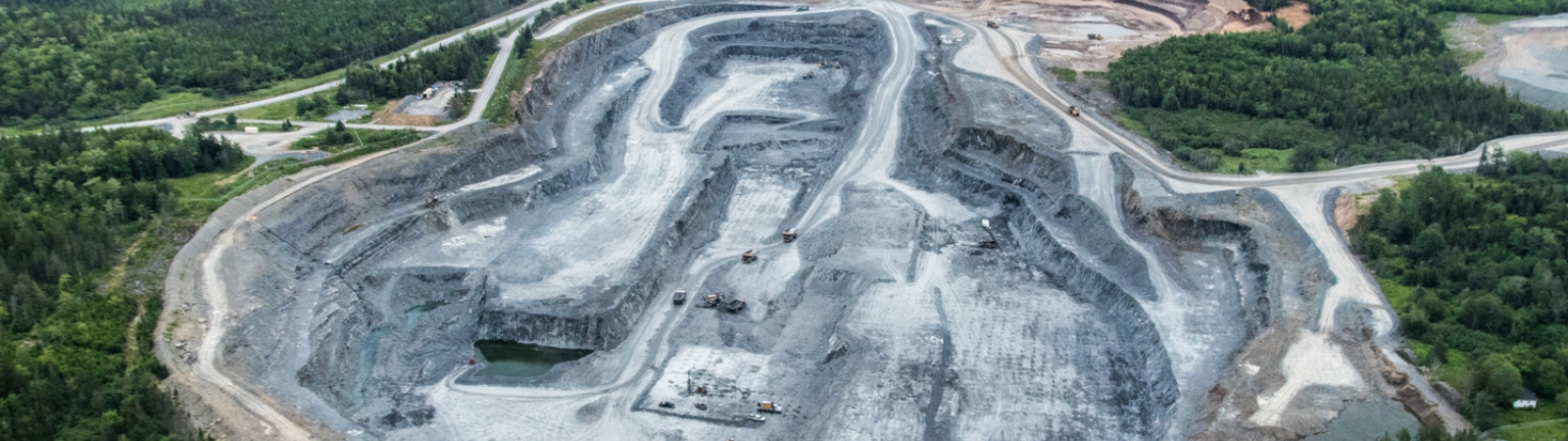 Arial photo of the Mosse River open-pit gold mine